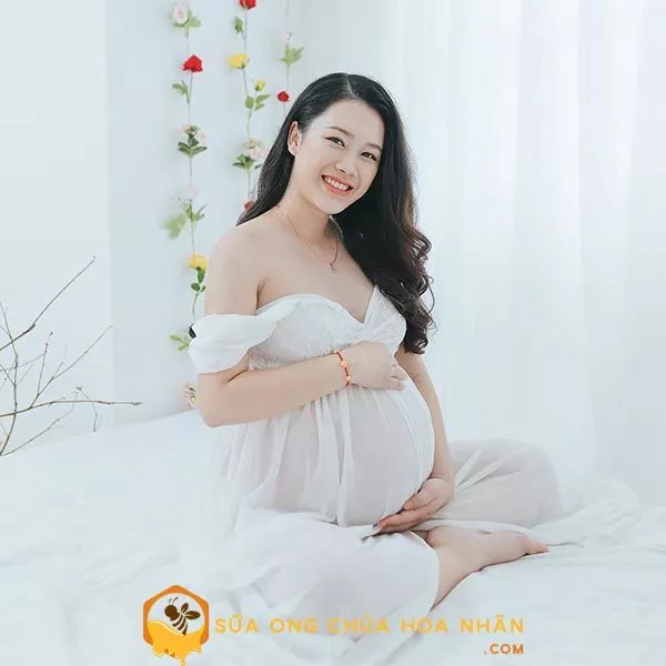 Sữa ong chúa Hoa Nhãn - Cách Dùng sữa ong chúa cho mẹ bầu
